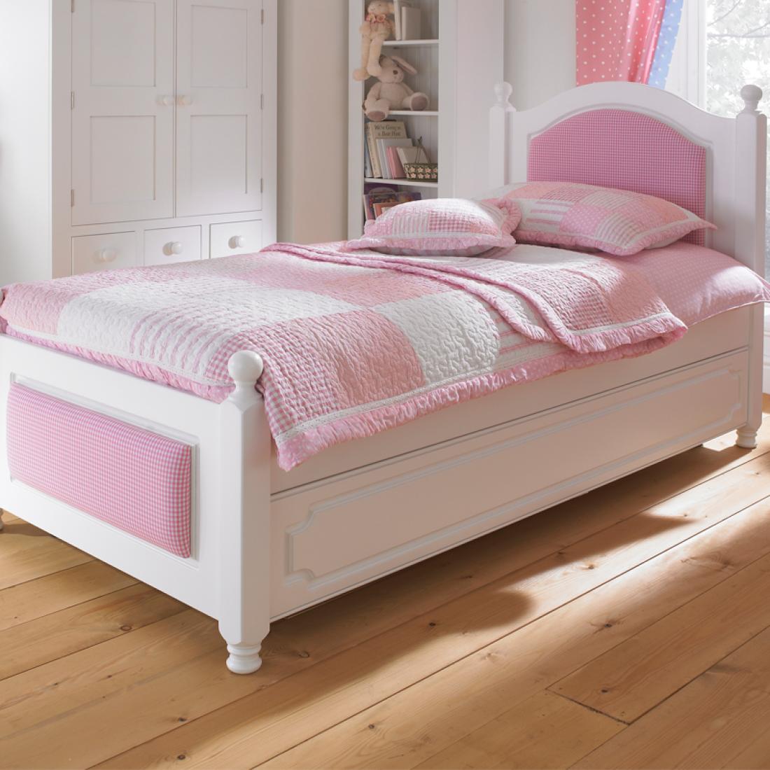 Girls sales sleigh beds